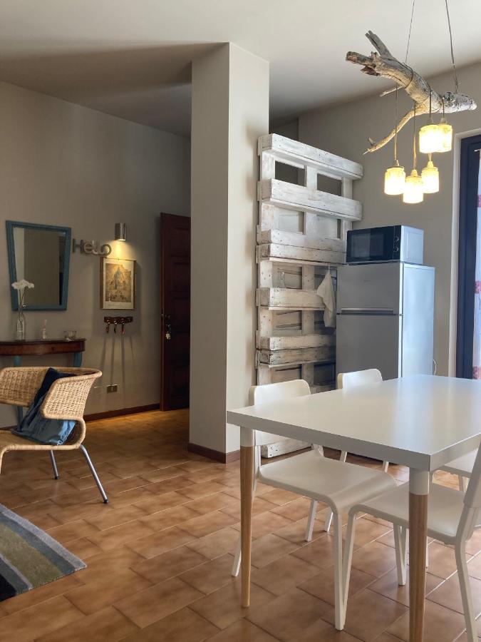 Appartement La Casa Di Garibaldi à Borgomanero Extérieur photo