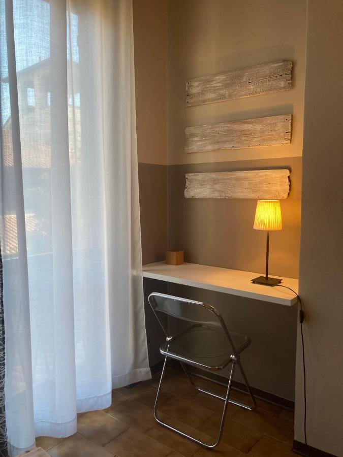 Appartement La Casa Di Garibaldi à Borgomanero Extérieur photo